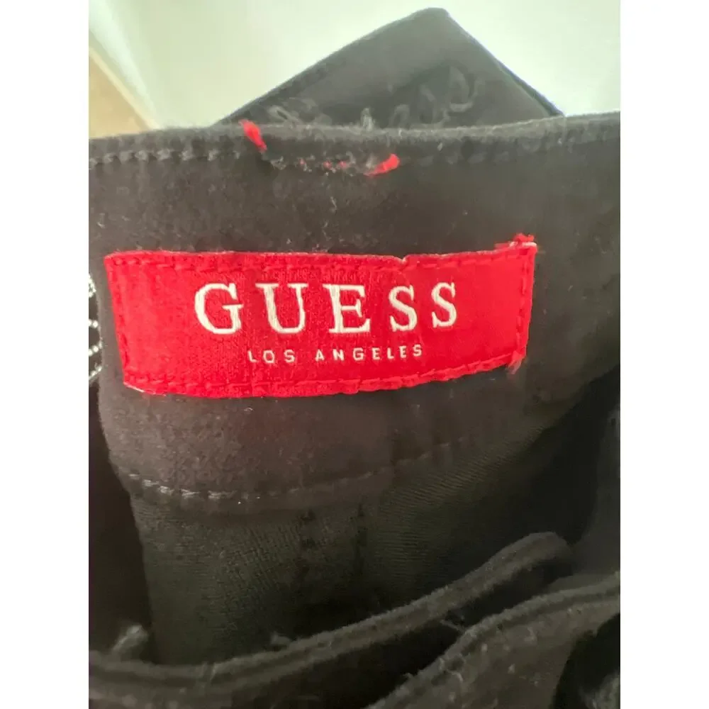NWT Guess Women Jet Black High Rise Straight Stretch Denim Size 6.